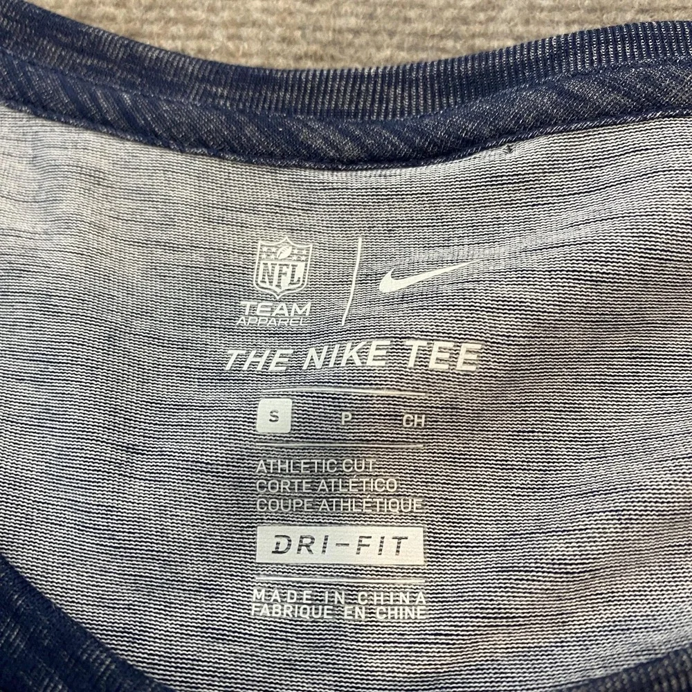 Dallas Cowboys Shirt Womens Small Blue NFL Football Nike Dri Fit‎ Long Sleeve